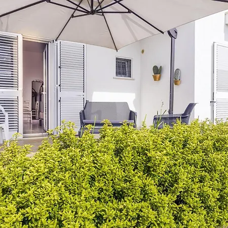 Salentospita House Guest house 3*